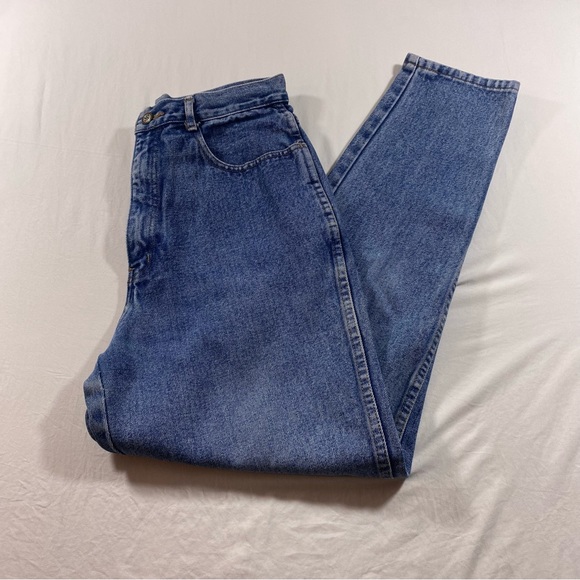 bill blass Denim - Bill Blass Jeans Woman’s 10 High Rise Vintage Tapered leg Blue Denim Jeans Zip